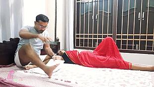 Desi bhabi rocks red saree in premium Indian sex scenes