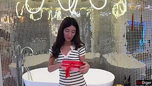 Stepsister's Naughty Deed Jar Fills Valentine's Cum Explosion!