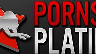 whoa check out sexy gilf vanessa flexing that huge body 😍💦