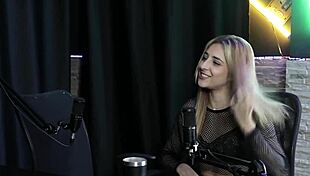 she couldn't suck his cock right talked her start but client tricked into oral elsewhere yasmin pariz