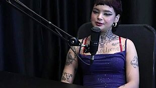 começou fazendo fotos sensuais conversou no seu primeiro atendimento explicou sobre sg sempre foi safada e transou na rua