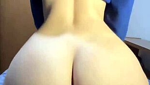 Young homemade couple's wild reverse cowgirl feels insanely perfect