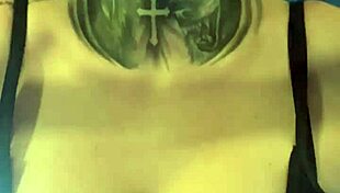 Gym girl watched by fit woman gets soaking wet pussy dripping legs