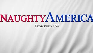 professor cassie del isla fucks security guard wildly on desk