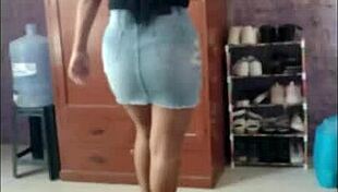 digging sol's sexy virgin latina miniskirt and heels vibe?