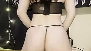 Goth Petite Teen's Fat Ass Twerk Shakes Juicy Curves for Your Hungry Eyes