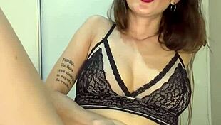 Skinny latina squirts juicy pussy on dildo in obedient missionary