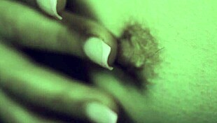 Elizamars Caresses and Explores Her Vintage Body in Softcore Solo