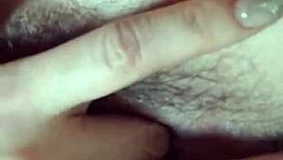 【粉墨人生】Saucy Saleswoman Strips Bare for Boss's Evening Webcam Seduction