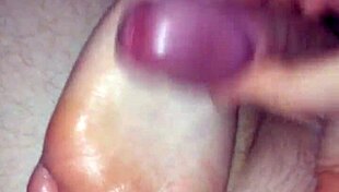 gf's soft feet milk cock in casual footjob cum