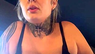 Gym girl watched by fit woman gets soaking wet pussy dripping legs