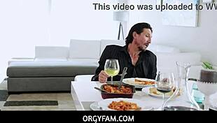 strict stepdad punishes stepdaughter's pussy in family orgy! 😈🍆