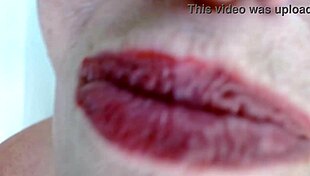 dawnskye dirty talks her curvy fantasy of kissing groping and cumming hard together