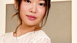 japanese top model so horny in casting interview natural tits