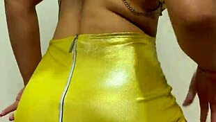 that curly haired babe teased the young guy dancin funk no panties he filled her pussy