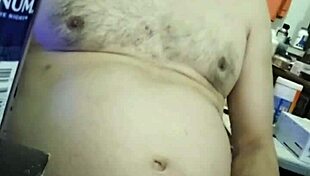 ezsosa, you flashing that curvy body in bedroom again? cock out for crazy uncensored fun