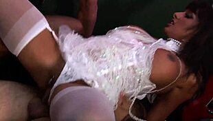 Amy Azurra, Luna Luxx and Nataly Dangelo share double penetration fun