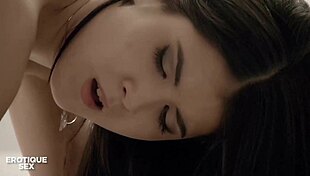 horny brunette babe lady dee want that big cock deep inside her wet pussy?
