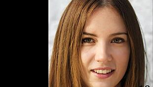 Mistress Kittiwips Ties Up Sub for Ball Play French Audio JOI