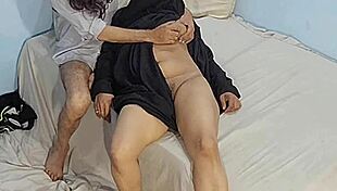 black punjabi aunty in hijab gets pussy slapped and missionary fucked on dating site 😩💦