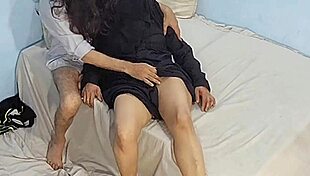 black punjabi aunty in hijab gets pussy slapped and missionary fucked on dating site 😩💦