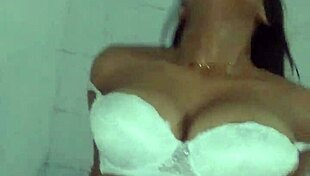 watch me suck boss cock for that fat paycheck 😏