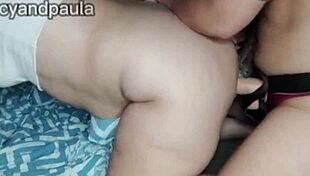 lesbians wrecking juicy chochitos? 