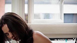 Tiny Canadian teen, wanna see my ass bounce solo?