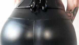 ass worship mistress in tight leggings gropes juicy cheeks for facesitting slave