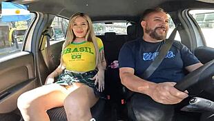 A Transsexual Mais Bela Da Argentina Entra Na Carona E Apronta Pelas Ruas De Buenos Aires Babyjazmin