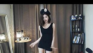 Korean Idol Yi Su-Wan Seduces in Tight Uniform Hot Dance