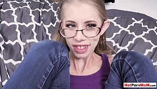 morning quickie naive bookworm milf stepmom 😈📚