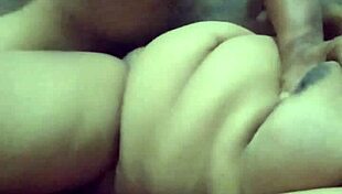 Indonesian vegetable seller craves emotional creampie deep inside