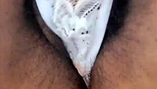 whoa that hairy mature pussy gets licked massaged and toyed outdoors 😘 bucetao prazer!