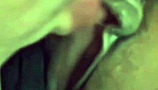 deep anal pounds young woman's big juicy ass with well-endowed man