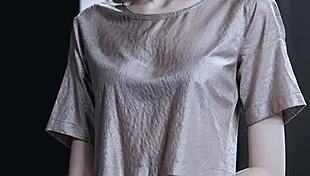 omg these ai lingerie models are barefoot and panty teasing at the fashion show