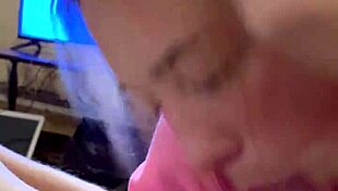 I crave that hoodie cumshot so bad