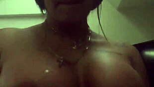 hey venezolana nayra how hot are you feeling today?