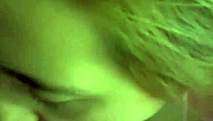 I crave that hoodie cumshot so bad