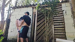 i got the builder over for a quote but my curvy ass in jeans made him wreck my hole bareback