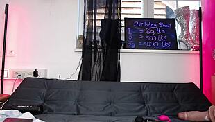 heet en hongerig siswet19... her tight ass gets dildos and anal fun