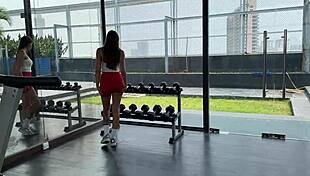 Damn that gym babe looks ready for a wild post-workout pounding session!