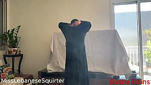 Lebanese maid daddy's huge squirting fantasy comes alive