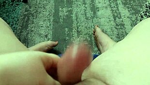 i stroke my huge bbw tranny cock n cum hard