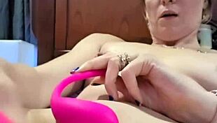 dirty talking skinny milf squirts huge twice on huge dildo during video sex
