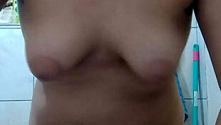 gordinha safada spreads chubby ass for creamy pussy trim and pov fuck