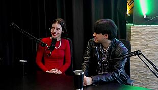 gostosa ler hot e BDSM, gravou com novinho, vazamento chocou, demitida arrogante martina yastrixx SHEER RED