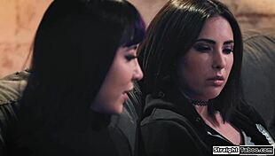 Probation Officer Jerks On Kissing Lick Pussy