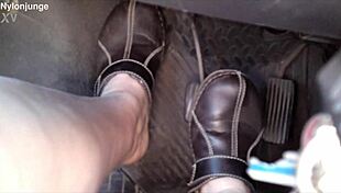 zeraphine73's chubby feet tease in car socks off 👣🚗😍