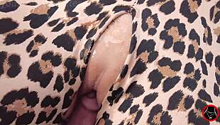 Hey daddy hush while I rub your creamy donut cum inside twice? 😈🍩